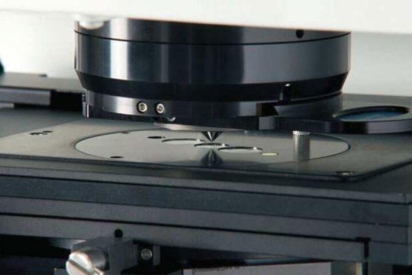 Nicolet iN10 Microscopio